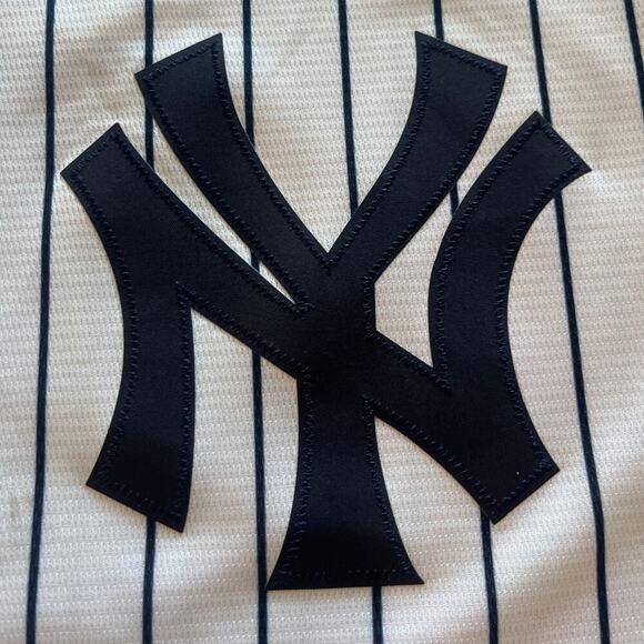 Nike Derek Jeter 2 Yankees Men's Jersey Home Pinstripe Replica Medium T1770-NKWH - Picture 8 of 10